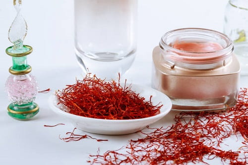 خرید زعفران توکلی اراک + قیمت فروش استثنایی